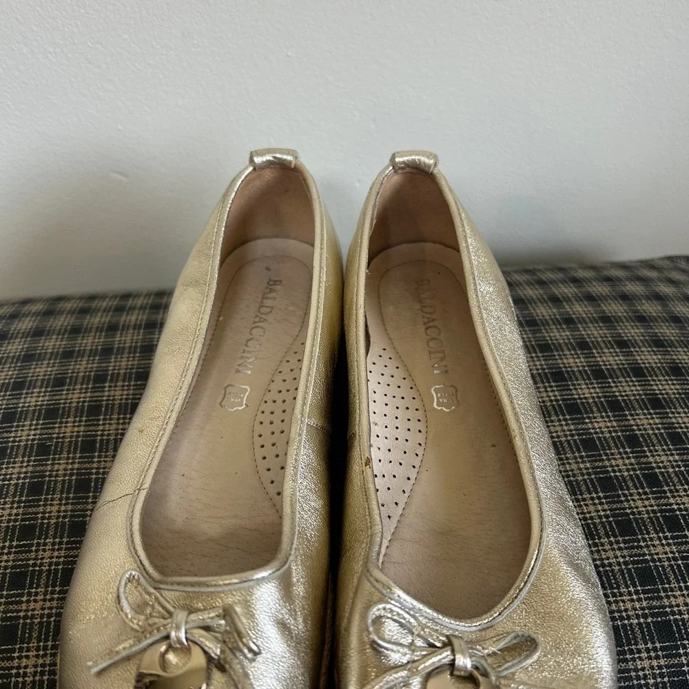GUC Baldaccini‎ Ballet Flats Espadrille Size 38 Gold Metallic Leather Bow Charm